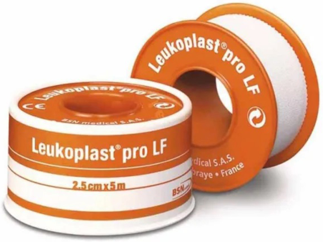 CEROTTO CHIRURGICO MEDICATO IN ROCCHETTO LEUKOPLAST PRO LF CON OSSIDO DI ZINCO 2,5X500 CM - Farmadillo