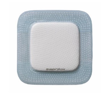 MEDICAZIONE BIATAIN IN SCHIUMA DI POLIURETANO CON BORDO ADESIVO IN SILICONE MULTISITE 14X19,5 CM 5 PEZZI - Farmadillo