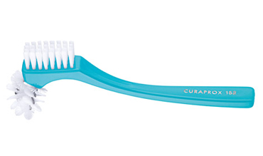 CURAPROX BDC SPAZZOLINO BREVETTATO PER DENTIERE 1 PEZZO COLORE AZZURRO - Farmadillo